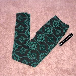 NWT Leggings